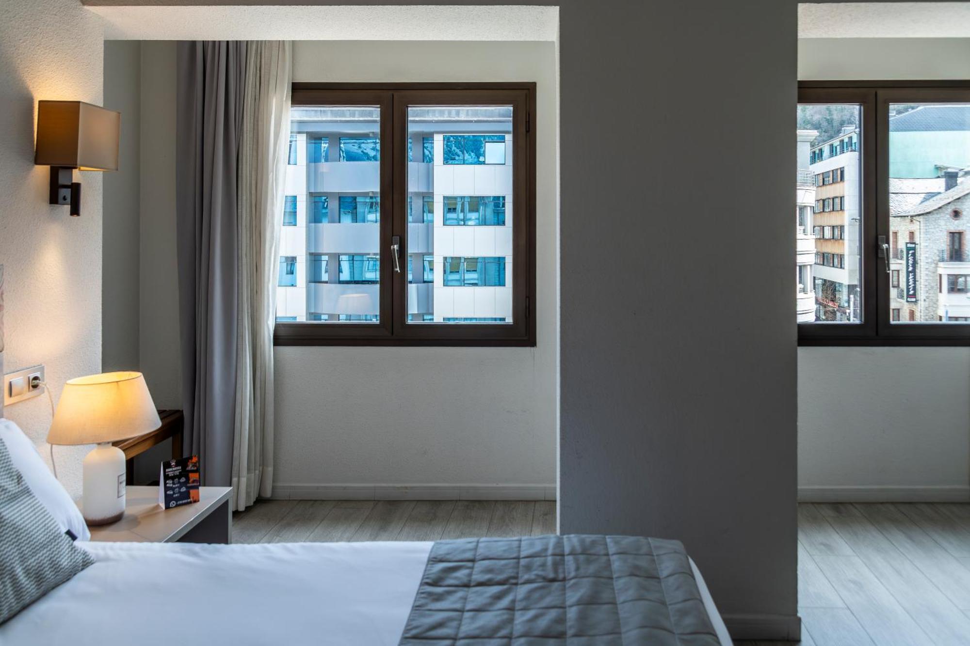 Tudel Hotel Андора ла Веля Екстериор снимка